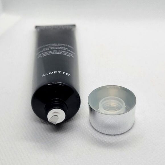 Aloette Platinum Skin Care Pollution Control Environmental Defense Charcoal Mask - Picture 3 of 4